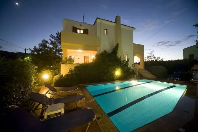 Villa, 2 Yatak Odası, Kişiye Özel Havuzlu