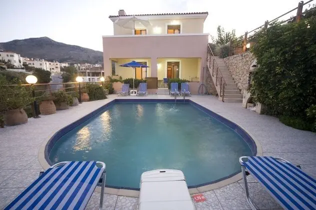 Villa, 3 Yatak Odası, Kişiye Özel Havuzlu
