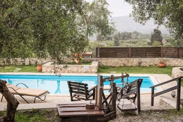 Traditional Villa, 2 Yatak Odası, Kişiye Özel Havuzlu, Havuz Manzaralı