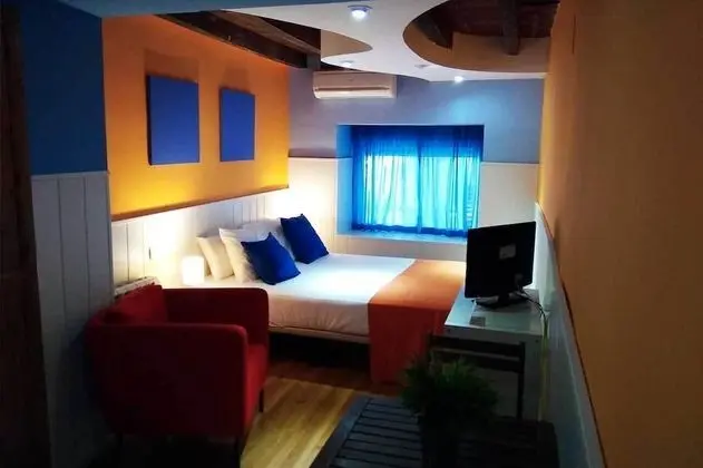 Tek Büyük Yataklı Oda