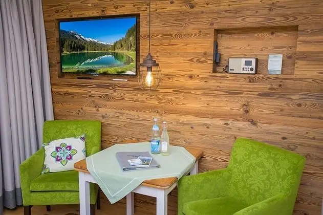 Exclusive Stüdyo, Dağ Manzaralı