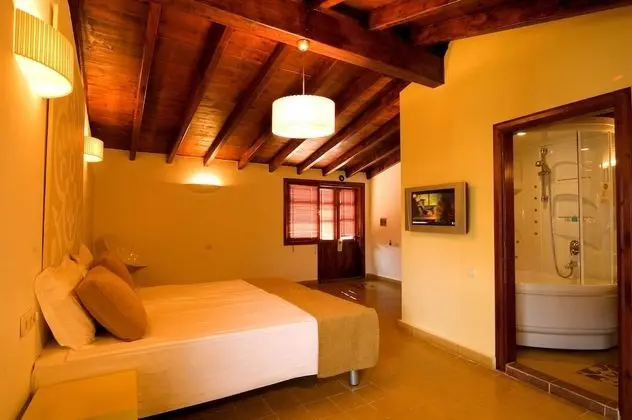 Premier Side Sea View Room