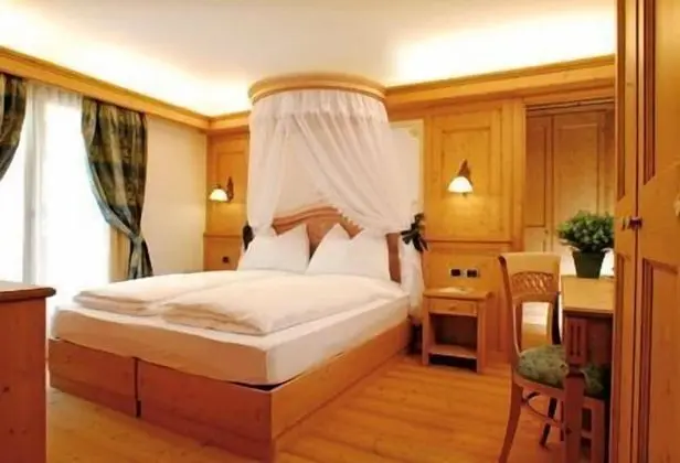 Süit (Spa Access)