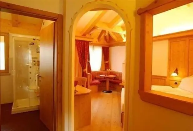 Süit (Spa Access)