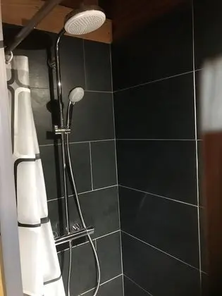Apart Daire, Sigara İçilmez (Suite)