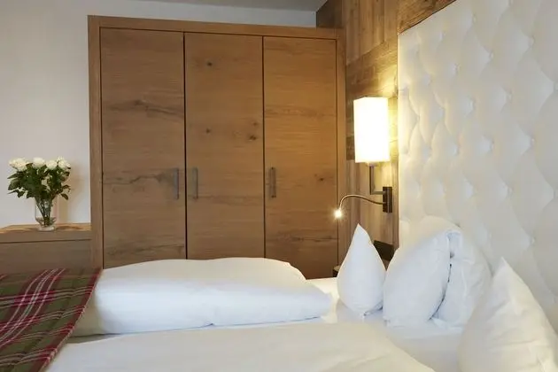 Classic Tek Büyük Yataklı Oda