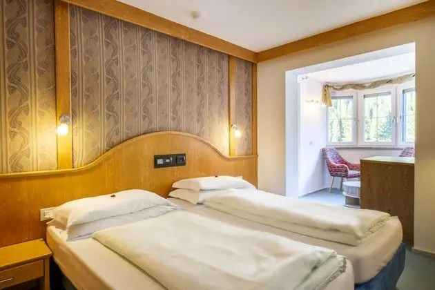 Family Oda, Balkon, Dağ Manzaralı