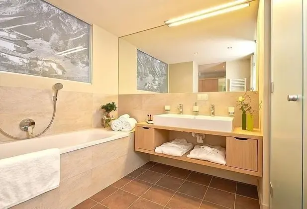 Junior Süit, Balkon, Dağ Manzaralı