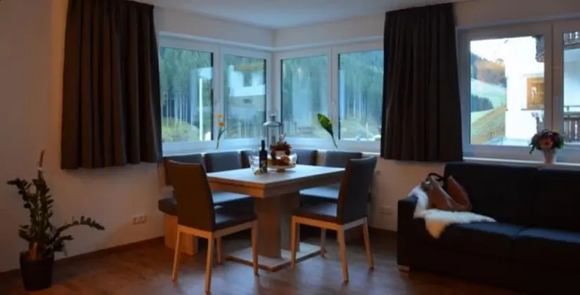 Deluxe Apart Daire, 2 Yatak Odası, Engellilere Uygun, Dağ Manzaralı (cleaning fee: 65,00 €)