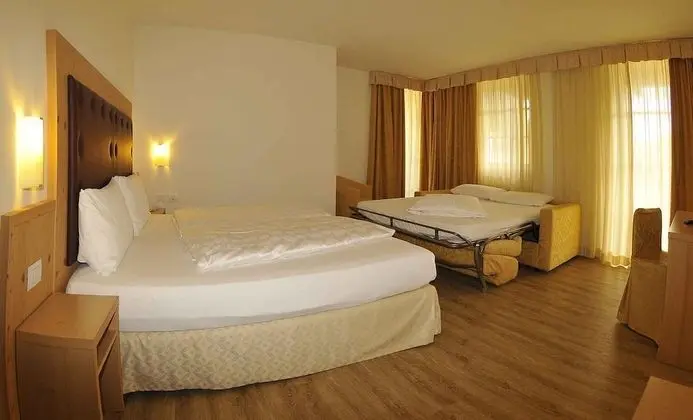 Classic Dört Kişilik Oda