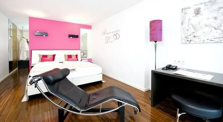 Comfort Tek Büyük Yataklı Oda, Balkon (Love Paradise)
