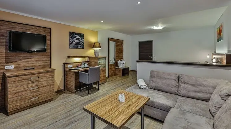 Deluxe Tek Büyük Yataklı Oda