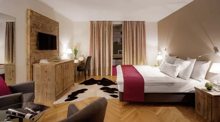 Comfort Tek Büyük Yataklı Oda (Alpenchic)