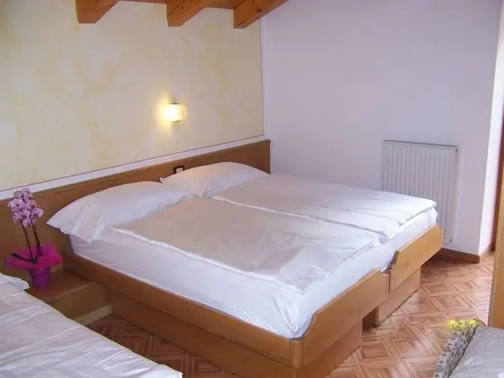 Standard Üç Kişilik Oda, Dağ Manzaralı