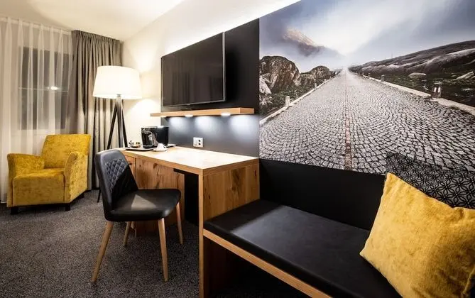 Comfort Tek Büyük Yataklı Oda