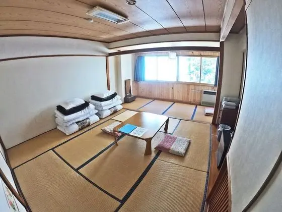 Family Oda, Sigara İçilmez (Japanese Style, w/ Toilet, w/o TV)
