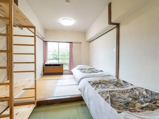 Oda, Birden Çok Yatak, Sigara İçilmez (WJ or Japanese, w/ Toilet, w/o TV)