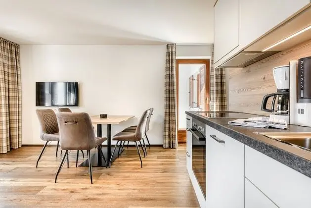 Appartement Ave Montis (incl. Cleaning Fee, City Tax & Laundry Package)