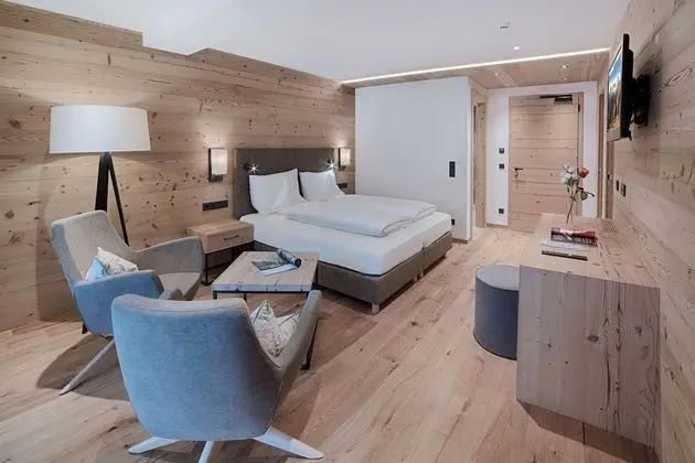 Superior Tek Büyük Yataklı Oda