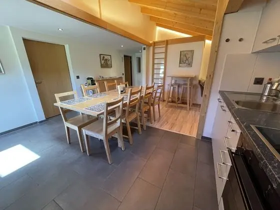 a.) Weidhaus-Fewo mit Balkon