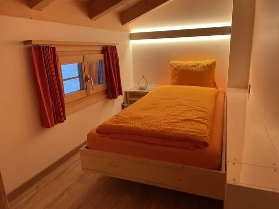 a.) Weidhaus-Fewo mit Balkon