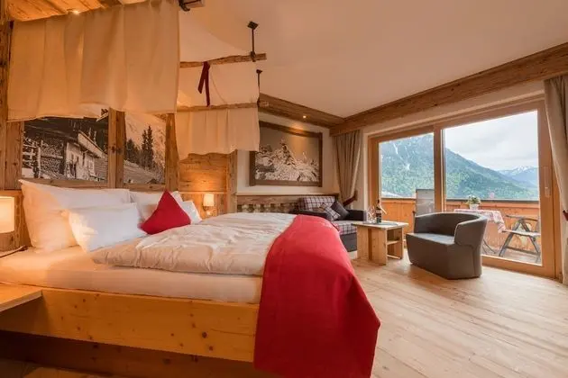 Tek Büyük Yataklı Oda, Balkon (DZ Sued-West "Almblick")