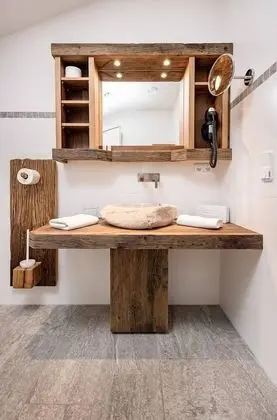 Tek Büyük Yataklı Oda, Balkon (DZ Sued-West "Almblick")