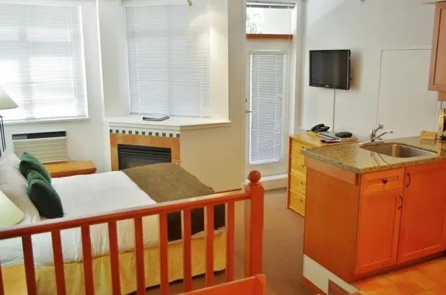 Comfort Stüdyo, Birden Çok Yatak (Deluxe Queen Studio)