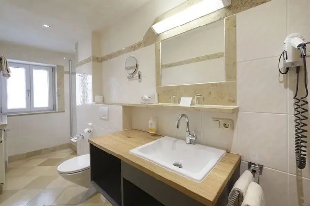 Comfort Tek Büyük Yataklı Oda, Sigara İçilmez, Dağ Manzaralı (klein)