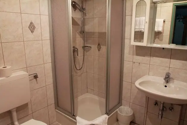 İki Ayrı Yataklı Oda