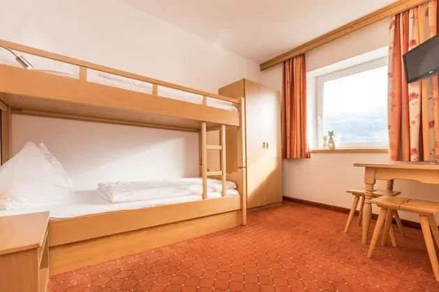 Apart Daire, Dağ Manzaralı