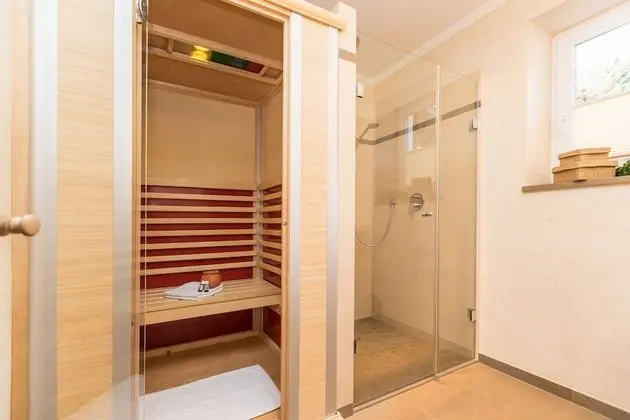 Deluxe Family Apartment