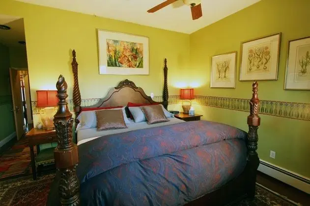 Heidi's Room