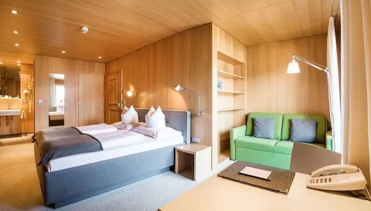 Standard Tek Büyük Yataklı Oda