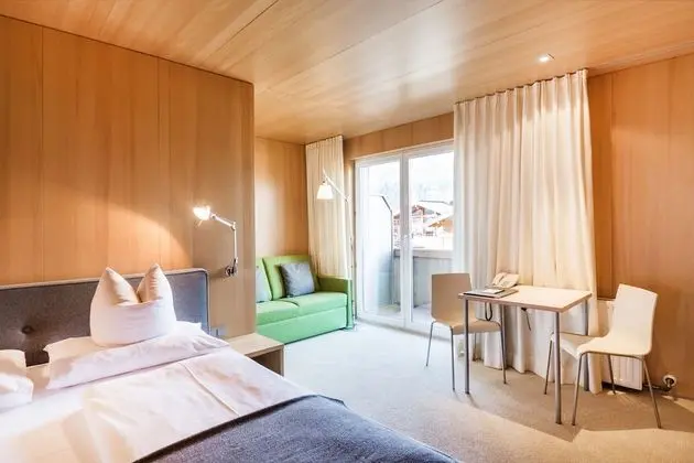 Standard Tek Büyük Yataklı Oda