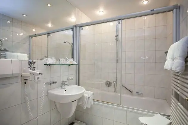 Comfort Tek Büyük Yataklı Oda, Sigara İçilmez, Dağ Manzaralı