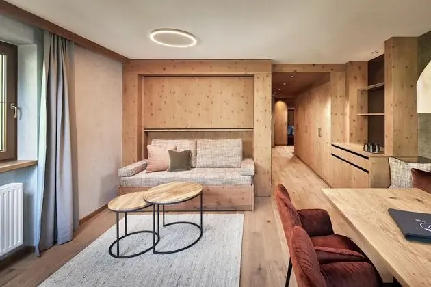 Süit, Balkon, Dağ Manzaralı (Feuerlilie)