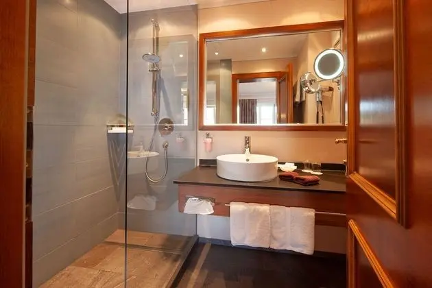 Comfort Tek Büyük Yataklı Oda