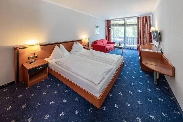 Büyük Yataklı Tek Kişilik Oda