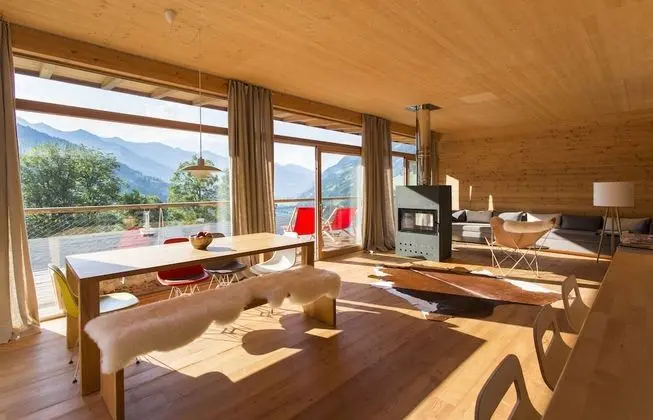 Çatı Katı (Loft) (Tessa A)