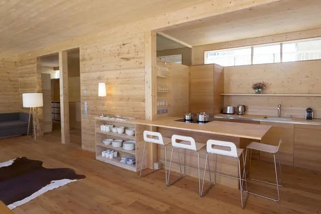 Çatı Katı (Loft) (Tessa A)