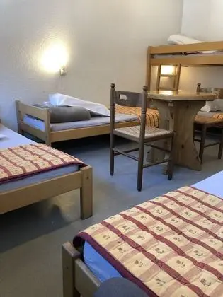 Ortak Ranzalı Oda, Karma Ranzalı Oda, Ortak Banyo