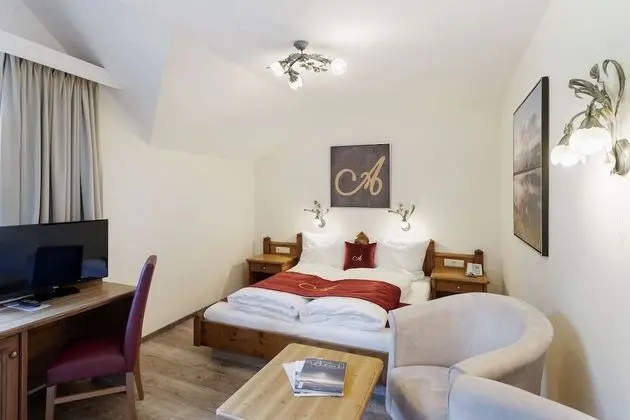 Family Oda, Balkon, Dağ Manzaralı (Comfort)