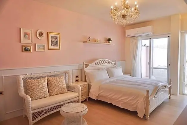 Tek Büyük Yataklı Oda (102)