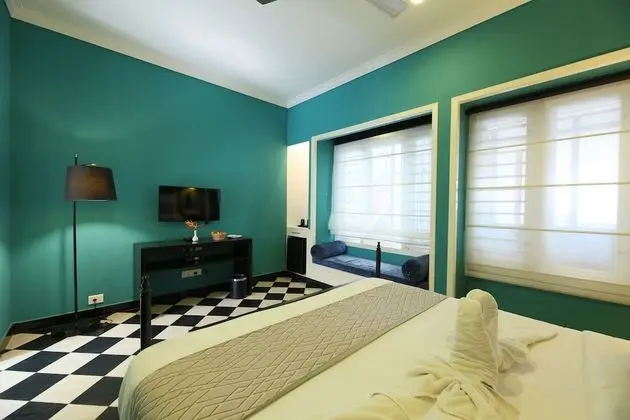 Deluxe Tek Büyük Yataklı Oda