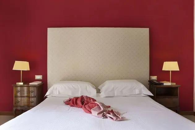Comfort Tek Büyük veya İki Ayrı Yataklı Oda, Havuz Manzaralı, Havuz Kenarı
