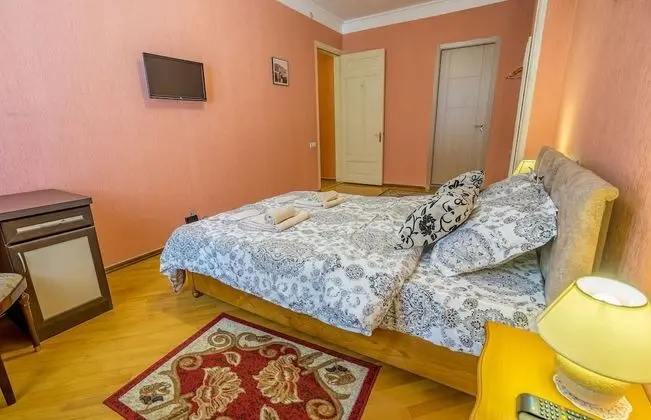 Business Oda (3 Guests, Private Bathroom)