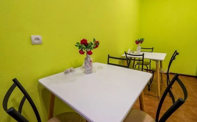Business Oda (3 Guests, Private Bathroom)