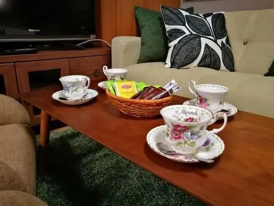 Üç Kişilik Oda (102)