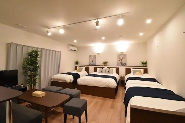 Tek Büyük veya İki Ayrı Yataklı Oda (102)